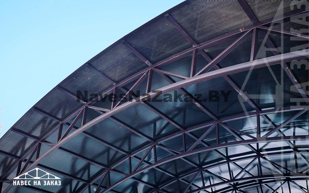 Арочный навес 8 х 8 с сотовым поликарбонатом в Гомеле и области Арочный навес 8 х 8 с сотовым поликарбонатом